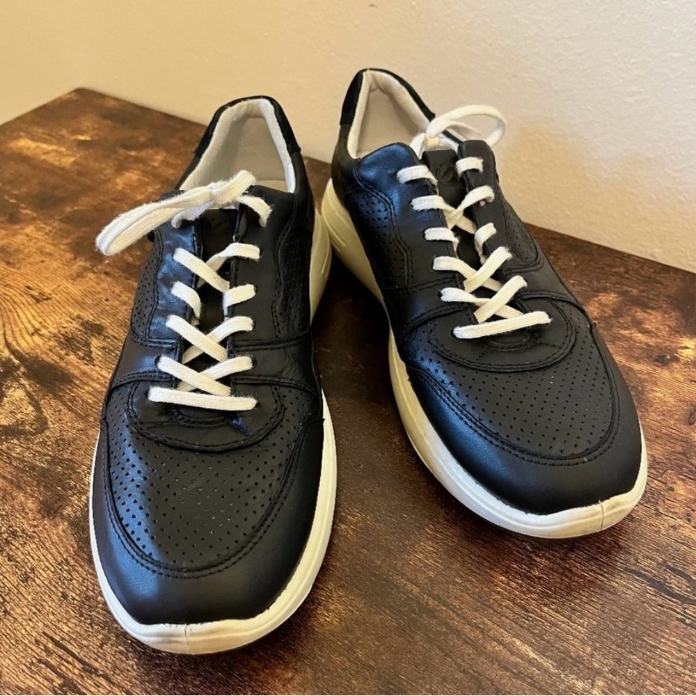 Ecco Leather Sneakers Women’s 8